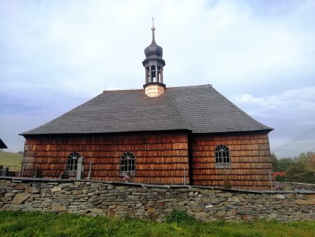 Dřevěný kostelík v Lipné